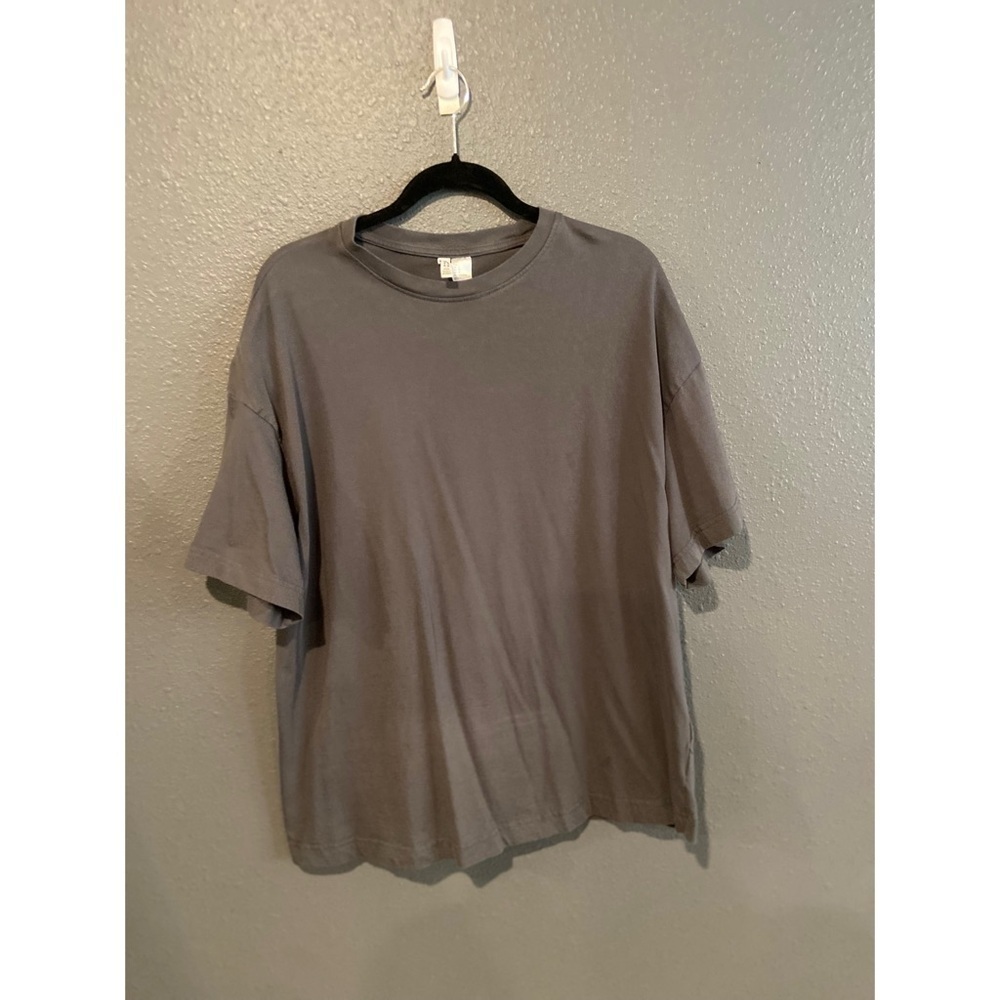 Divided Charcoal Men's Short Sleeve Tee